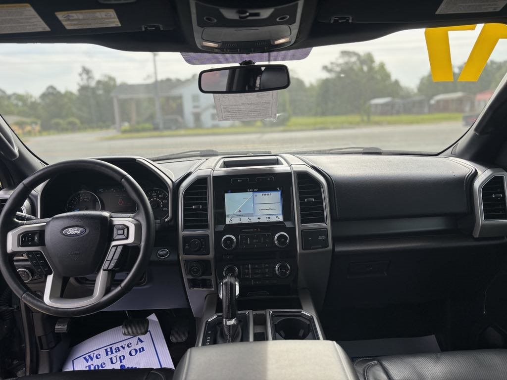 2017 Ford F150 Lariat photo