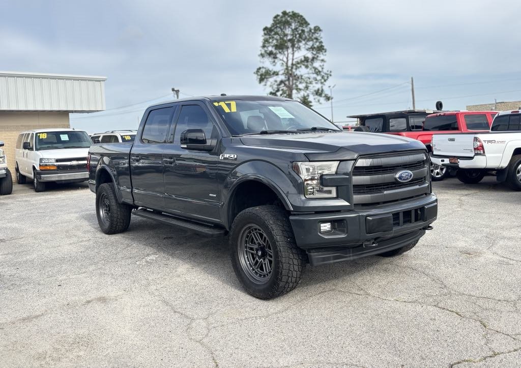 2017 Ford F150 Lariat photo