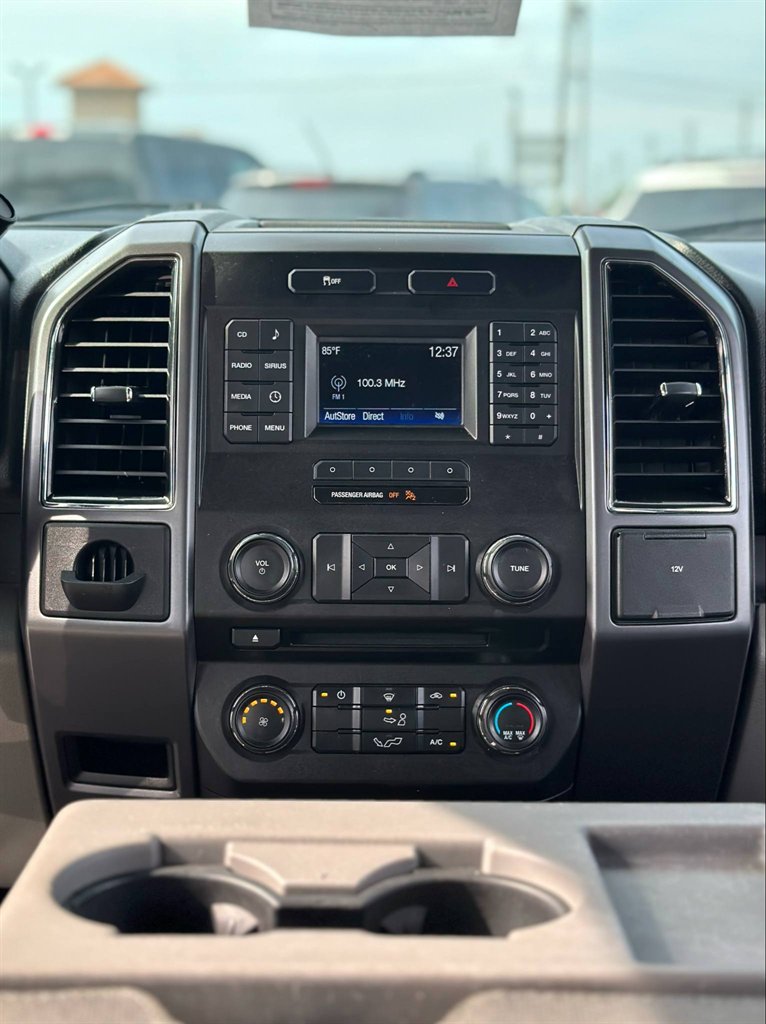2017 Ford F150 XLT photo