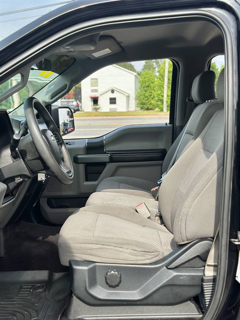2017 Ford F150 XLT photo