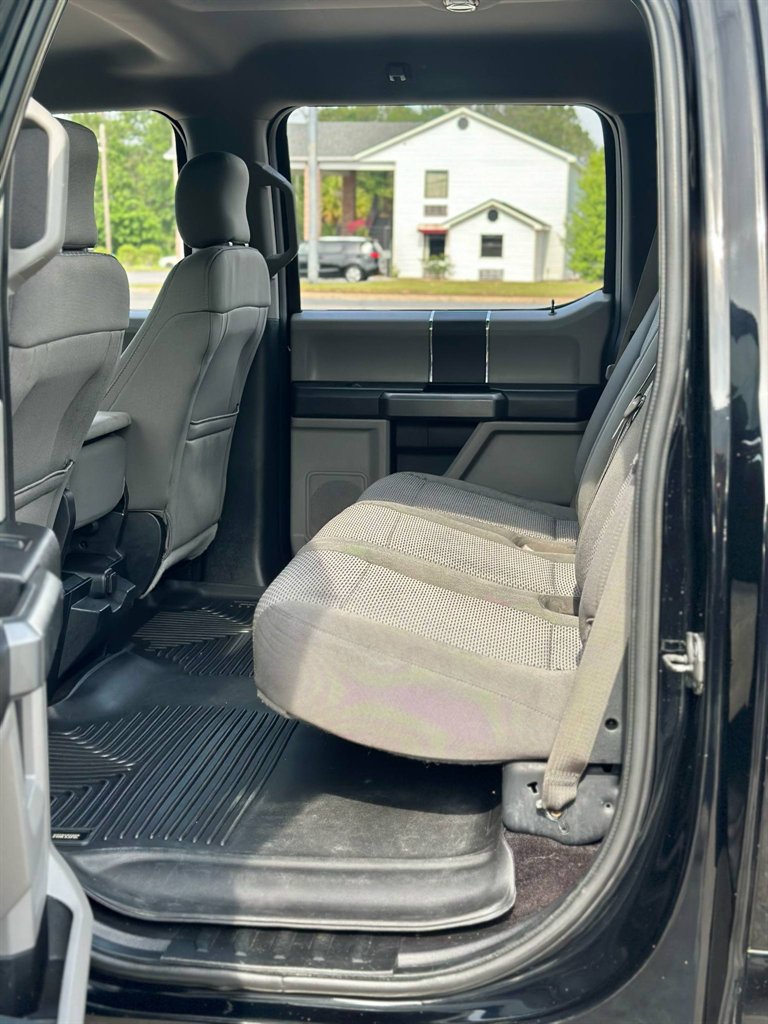 2017 Ford F150 XLT photo