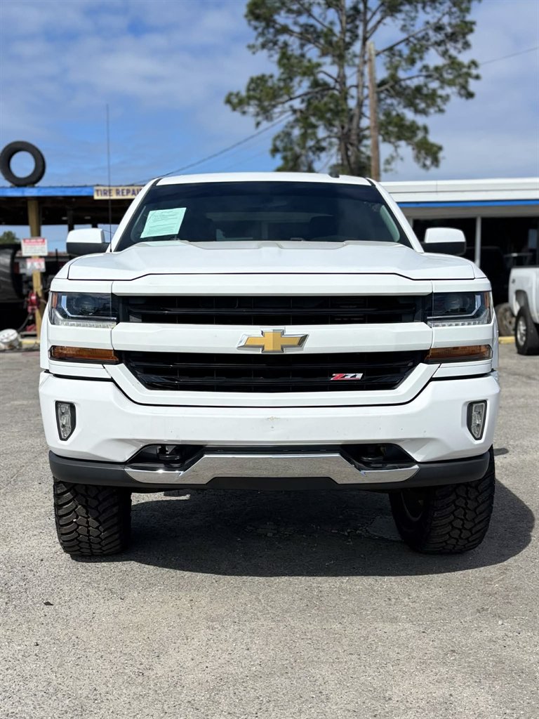 2018 Chevrolet Silverado - $32,995