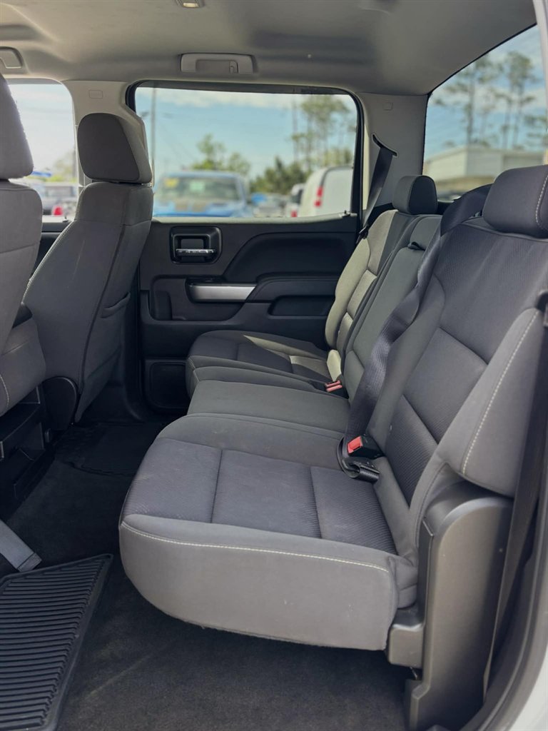 2018 Chevrolet Silverado - $32,995