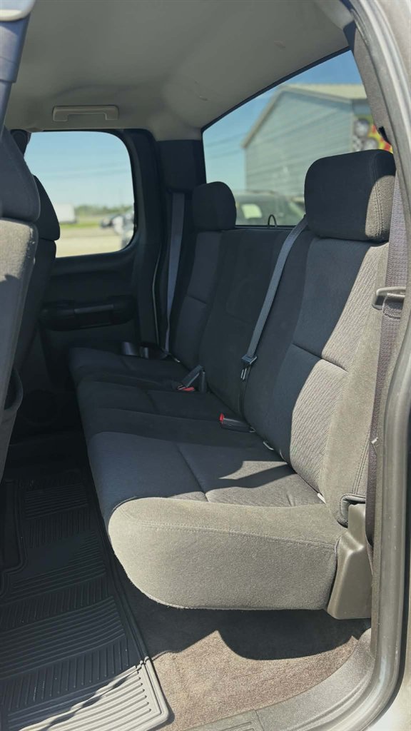 2012 Chevrolet Silverado 1500 - $16,995