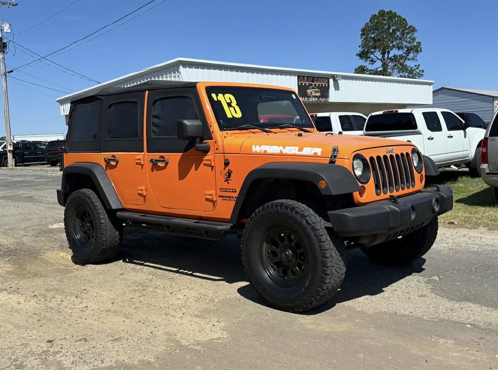 2013 Jeep Wrangler - $14,995