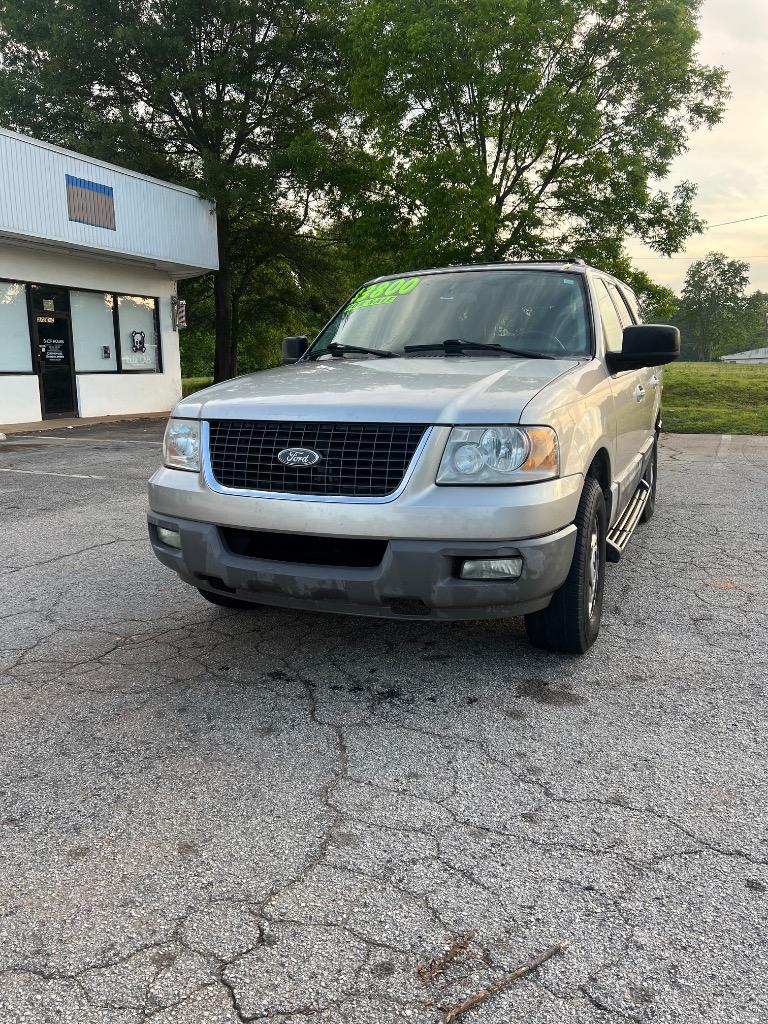 2003 Ford Expedition XLT Value photo
