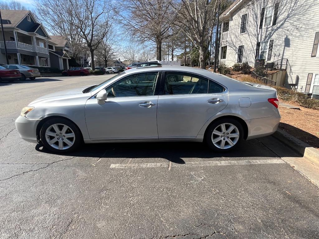 2007 Lexus ES - $2,900