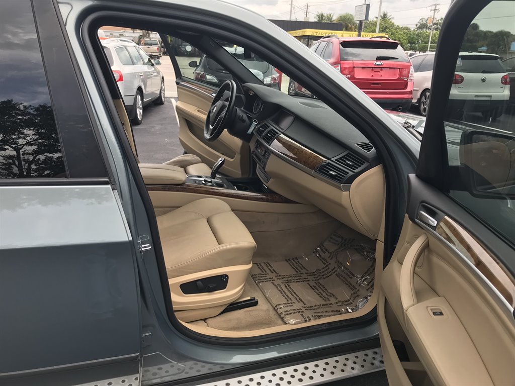 2009 BMW X5 xDrive30i photo