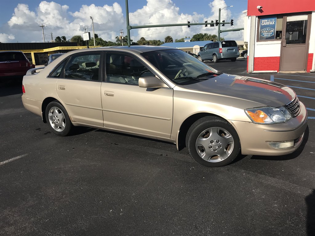 2004 Toyota Avalon - $2,499