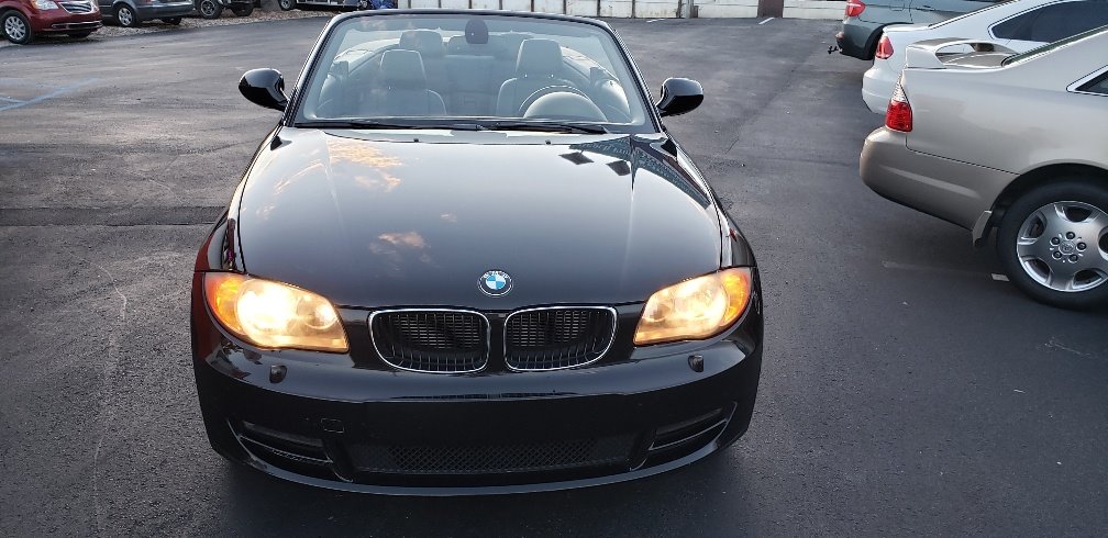 2011 BMW Legend 128i photo