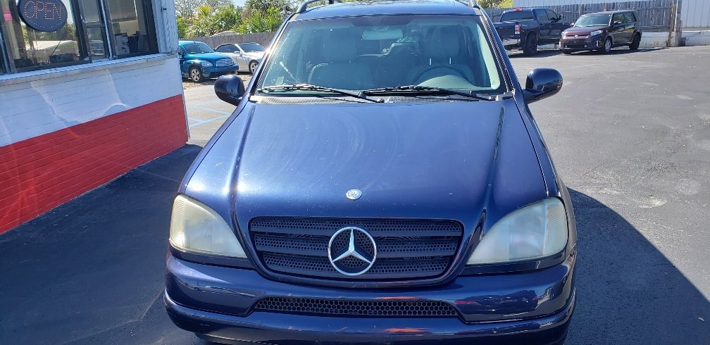 2000 Mercedes-Benz M-Class ML430 photo