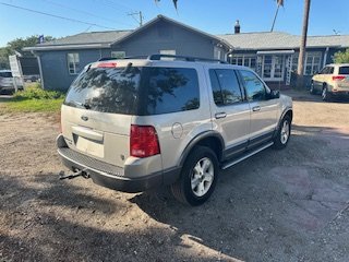 2003 Ford Explorer XLT photo