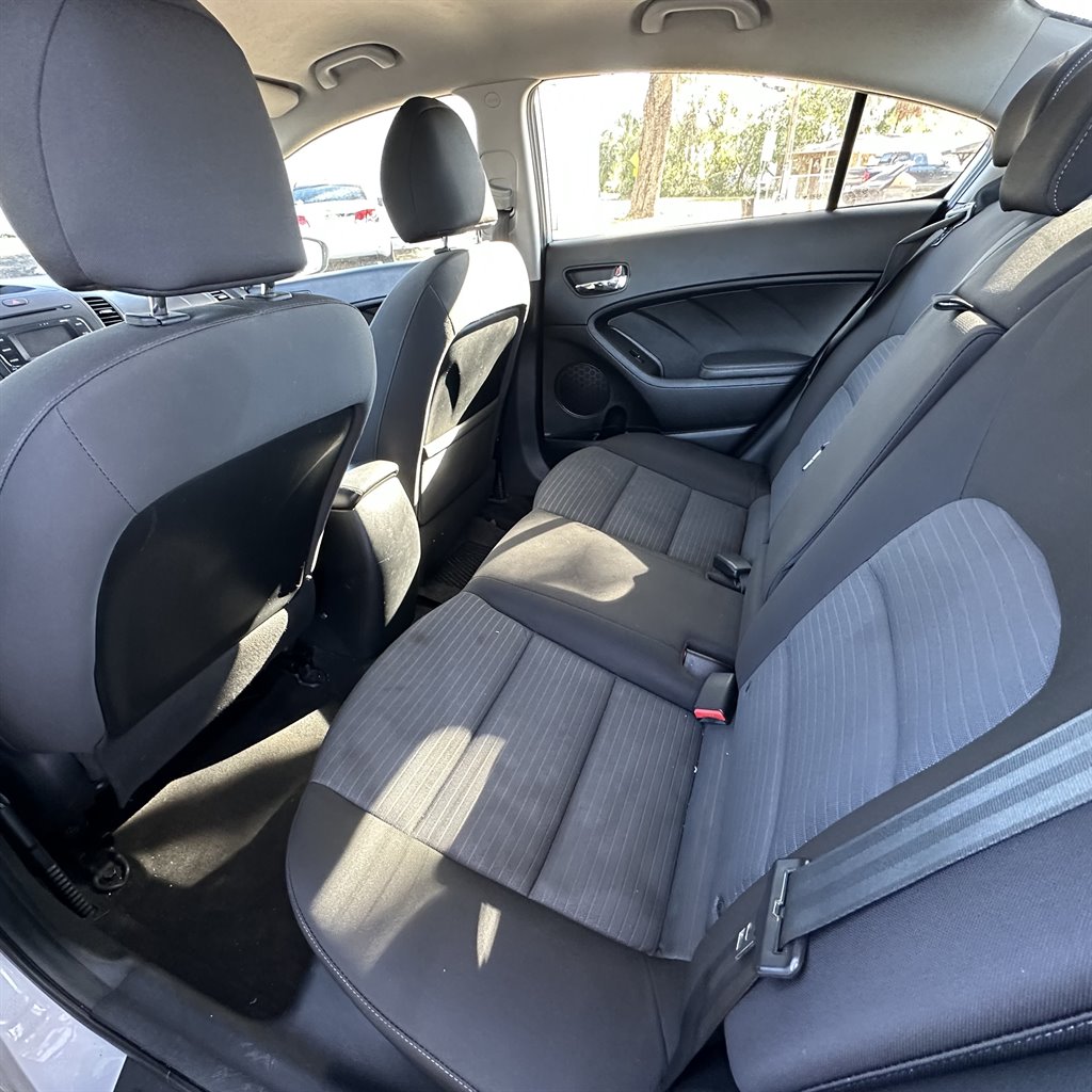 2016 Kia Forte LX photo