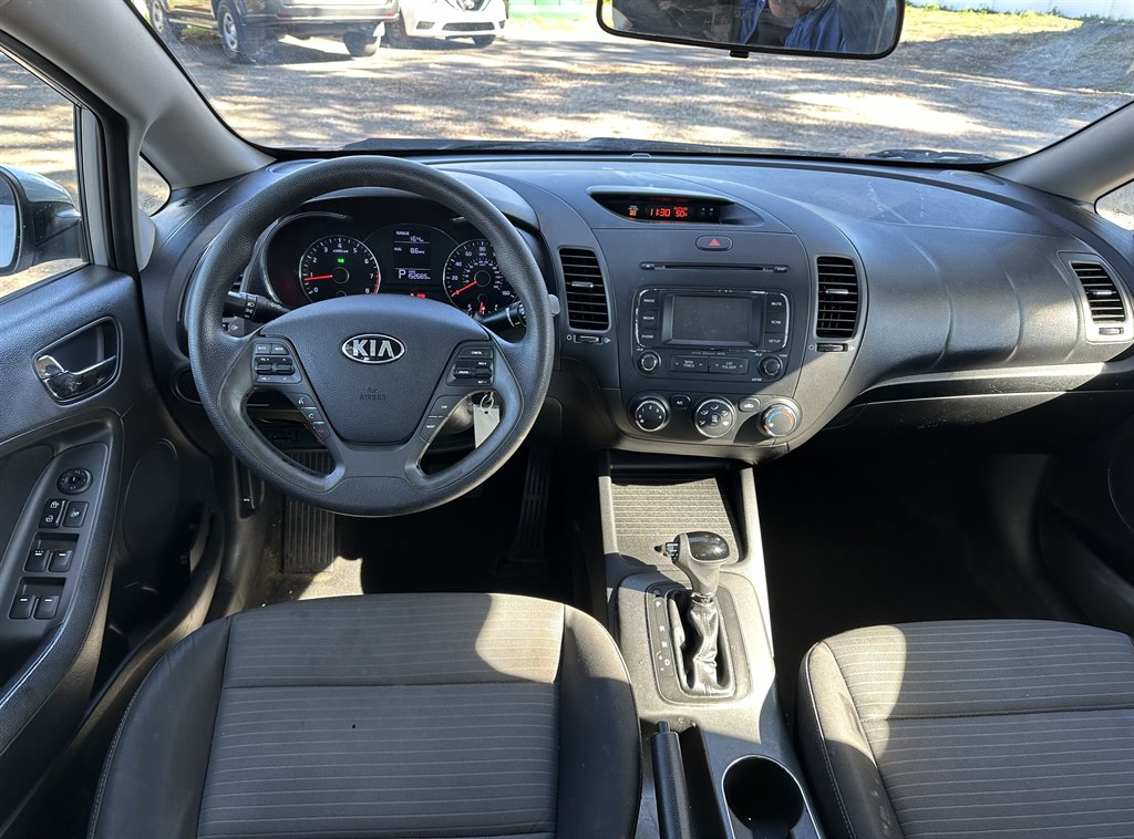 2016 Kia Forte LX photo