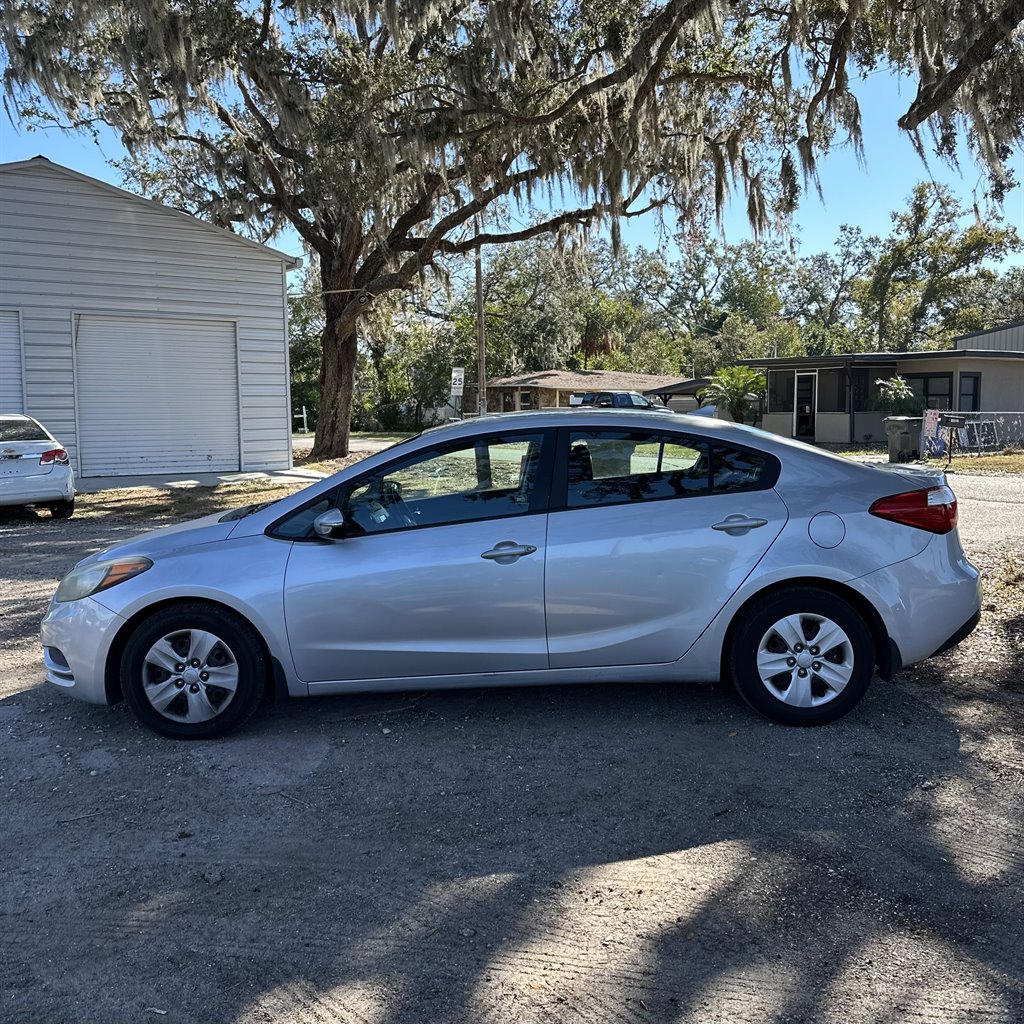 2016 Kia Forte LX photo