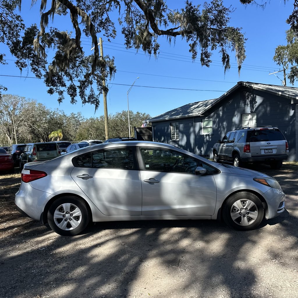 2016 Kia Forte LX photo