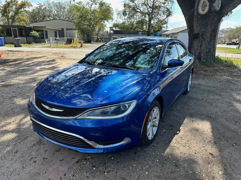 2016 Chrysler 200 Limited photo
