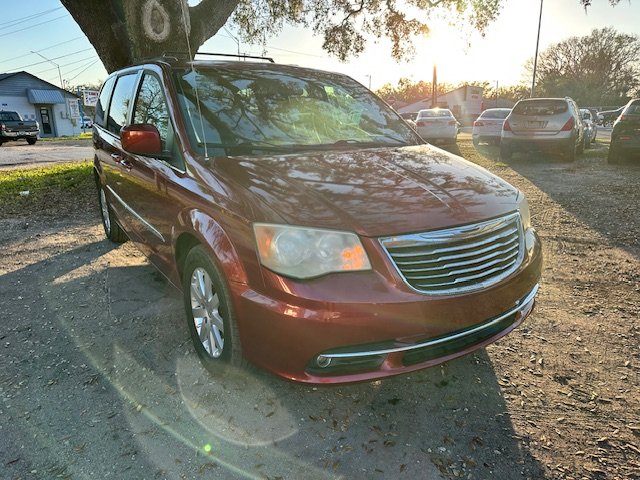 2014 Chrysler Town & Country Touring photo
