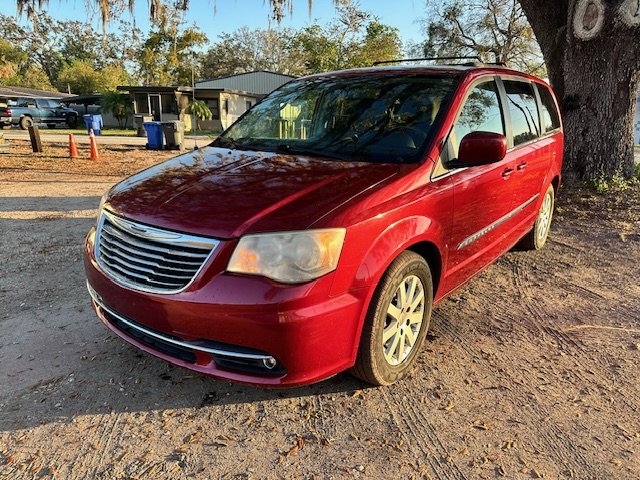 2014 Chrysler Town & Country Touring photo