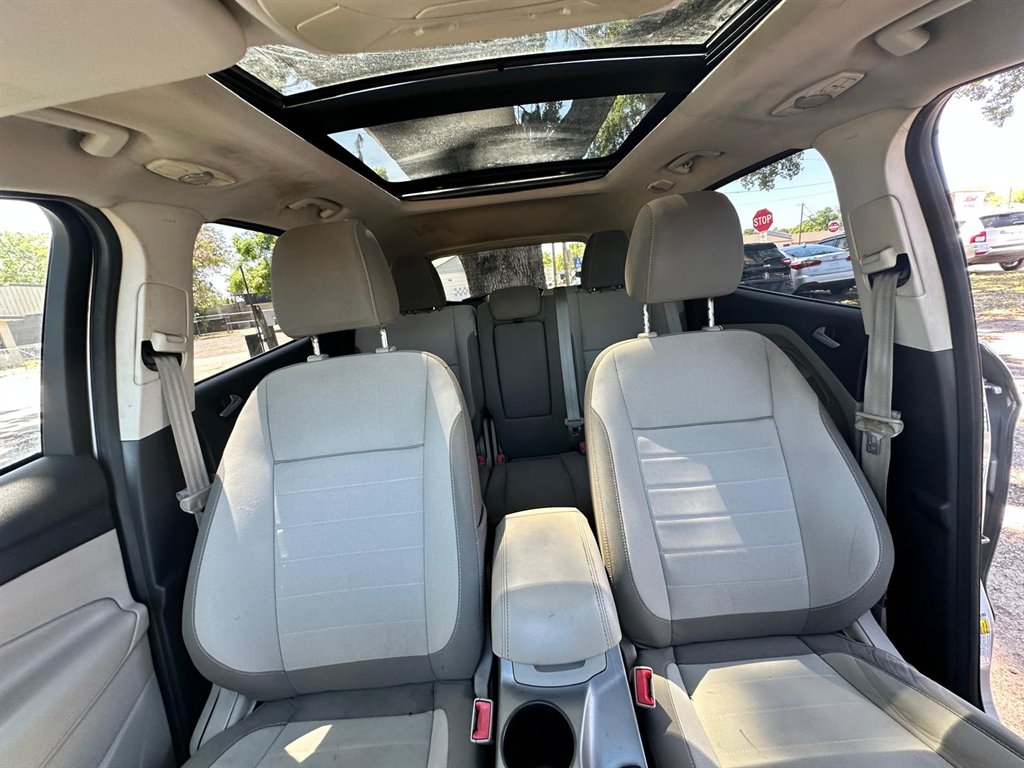 2014 Ford Escape SE photo
