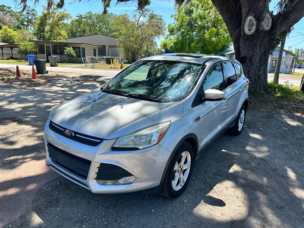 2014 Ford Escape SE photo