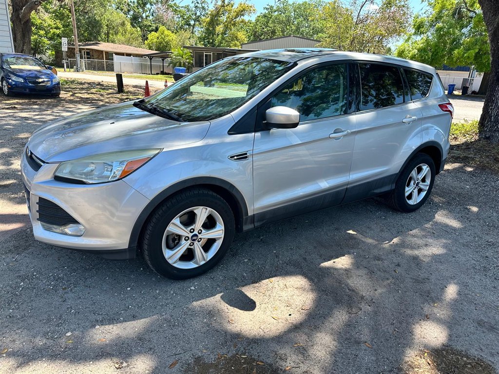2014 Ford Escape SE photo