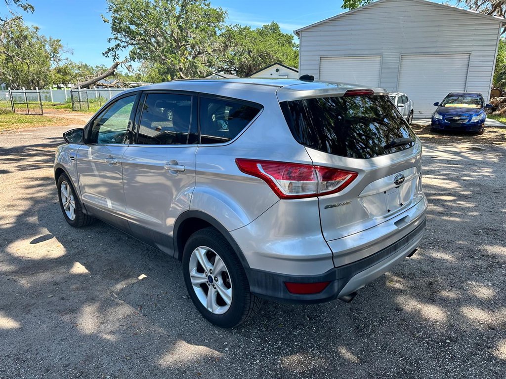 2014 Ford Escape SE photo