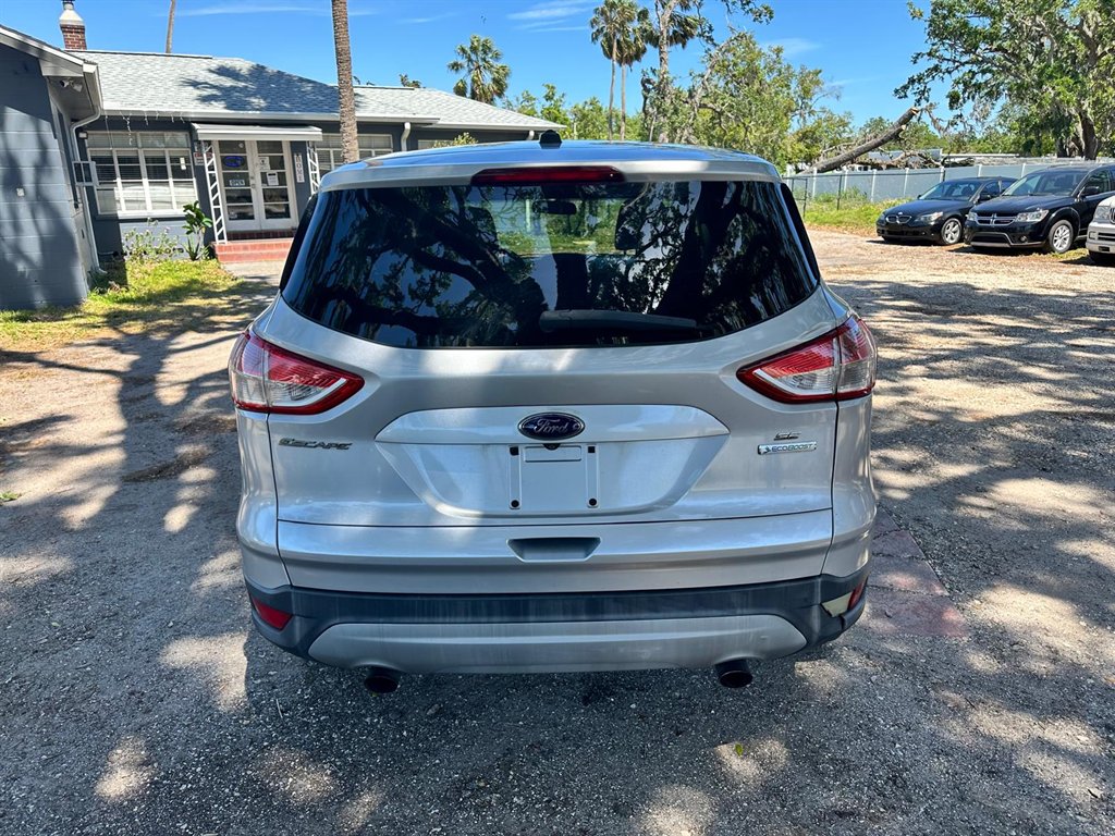 2014 Ford Escape SE photo
