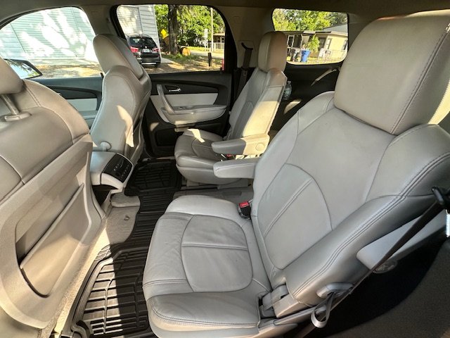 2012 GMC Acadia SLT-1 photo