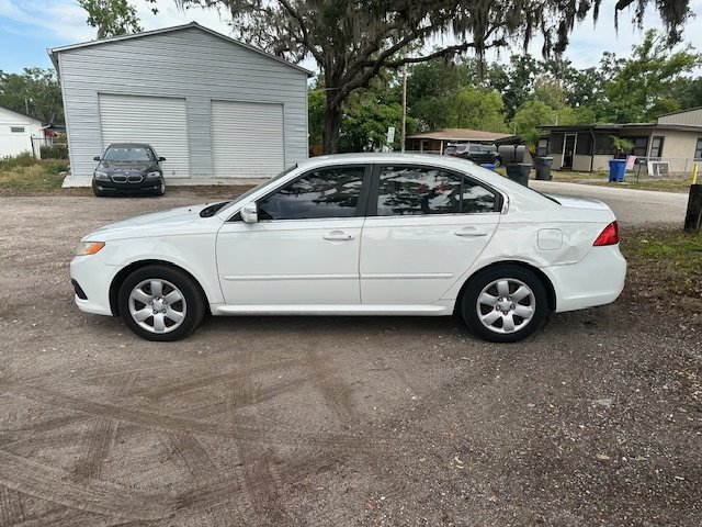 2009 Kia Optima LX photo