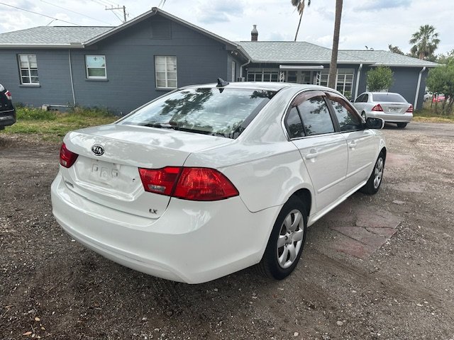 2009 Kia Optima LX photo