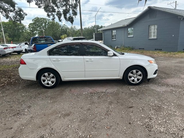 2009 Kia Optima LX photo