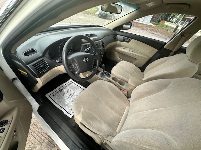 2009 Kia Optima LX photo