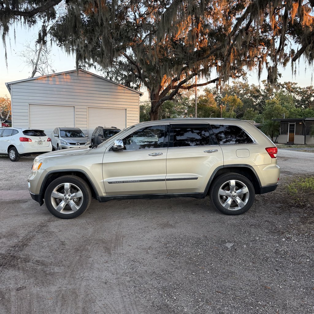 2011 Jeep Cherokee - $4,700