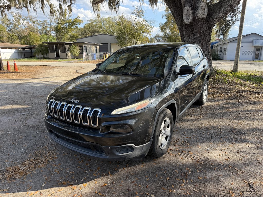 2016 Jeep Cherokee - $5,900