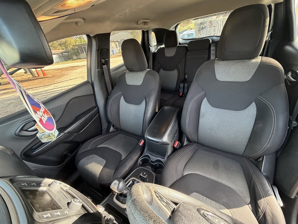 2016 Jeep Cherokee - $5,900