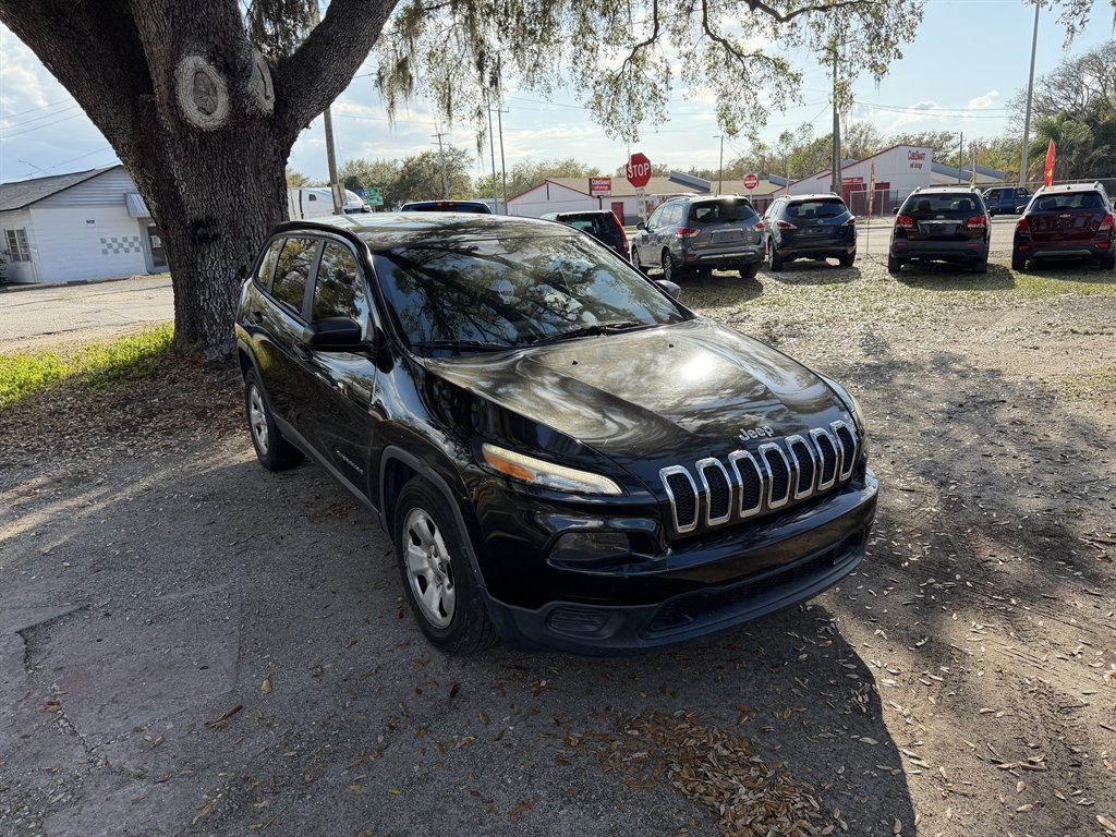 2016 Jeep Cherokee - $5,900