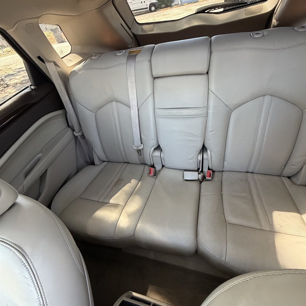 2010 Cadillac SRX - $7,500