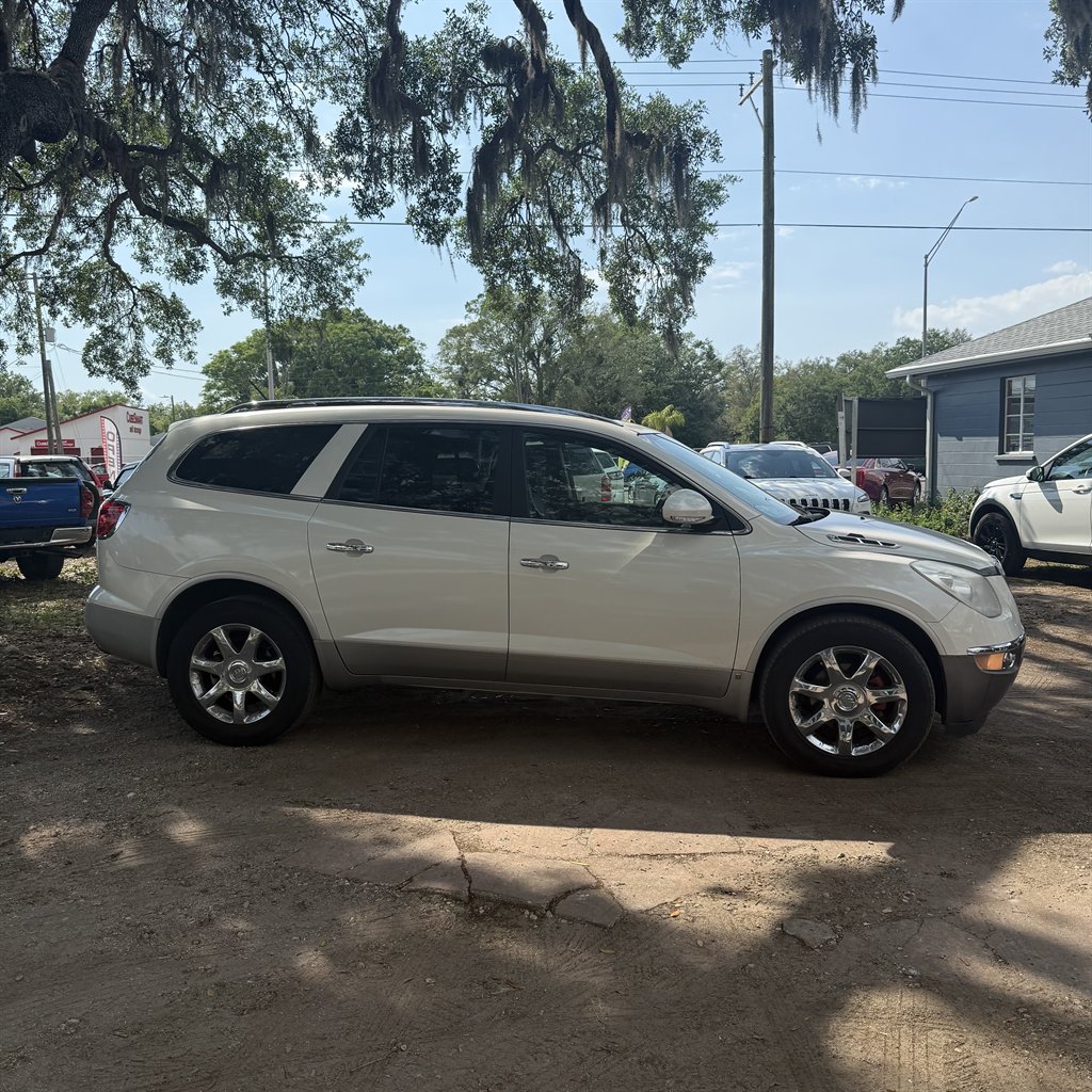2009 Buick Enclave - $6,900