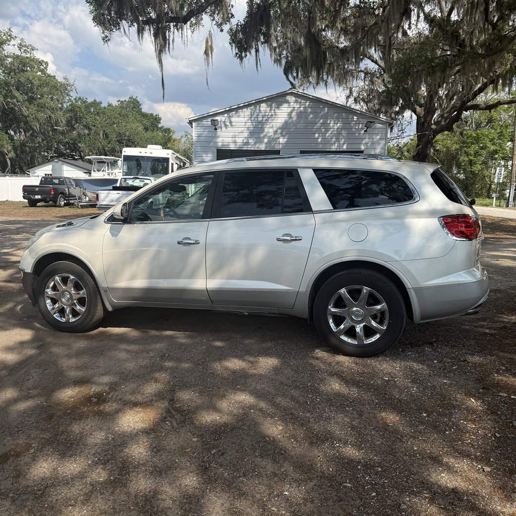 2009 Buick Enclave - $6,900