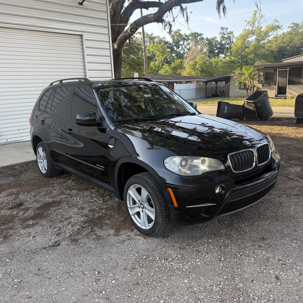 2013 BMW X5 - $7,900