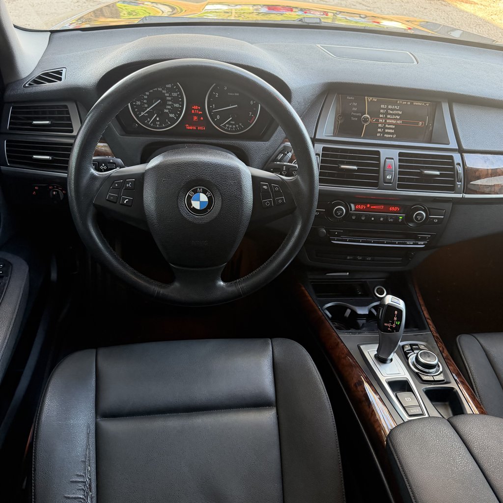 2013 BMW X5 - $7,900