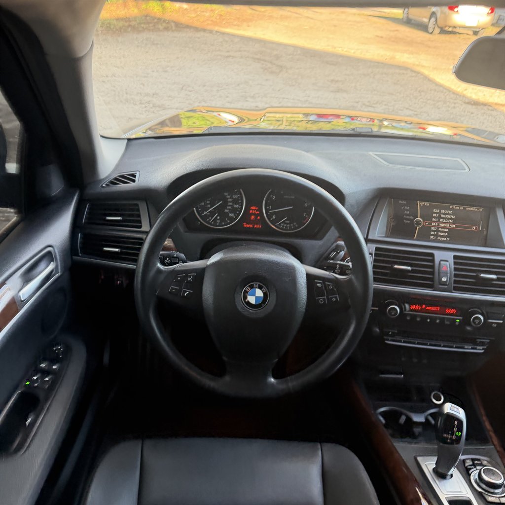2013 BMW X5 - $7,900