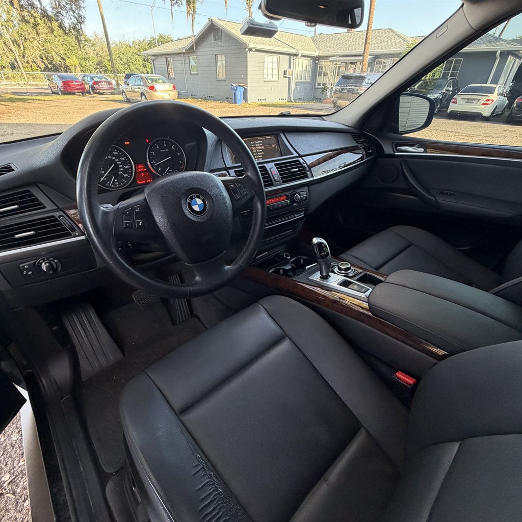 2013 BMW X5 - $7,900