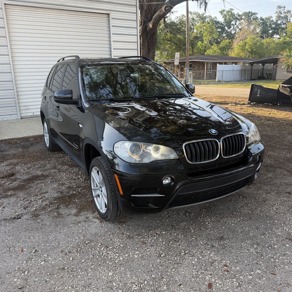 2013 BMW X5 - $7,900