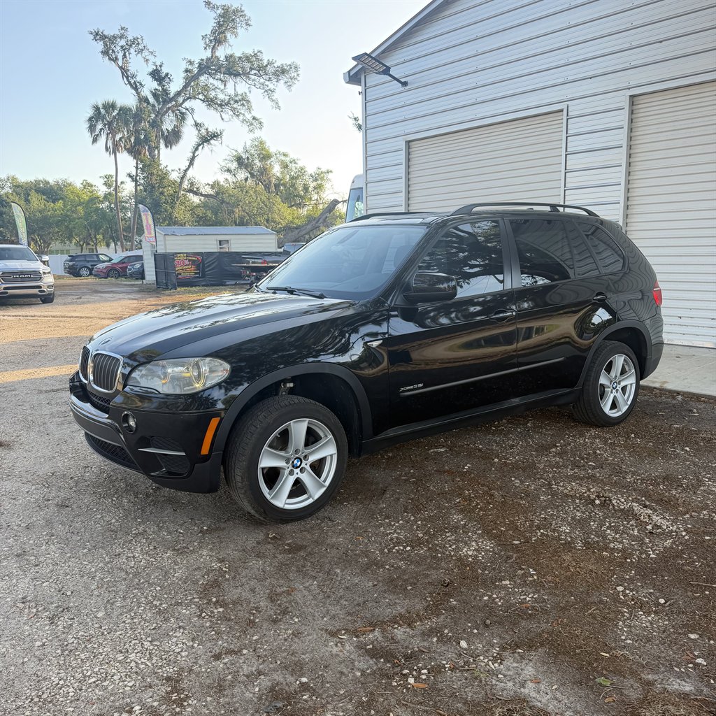 2013 BMW X5 - $7,900