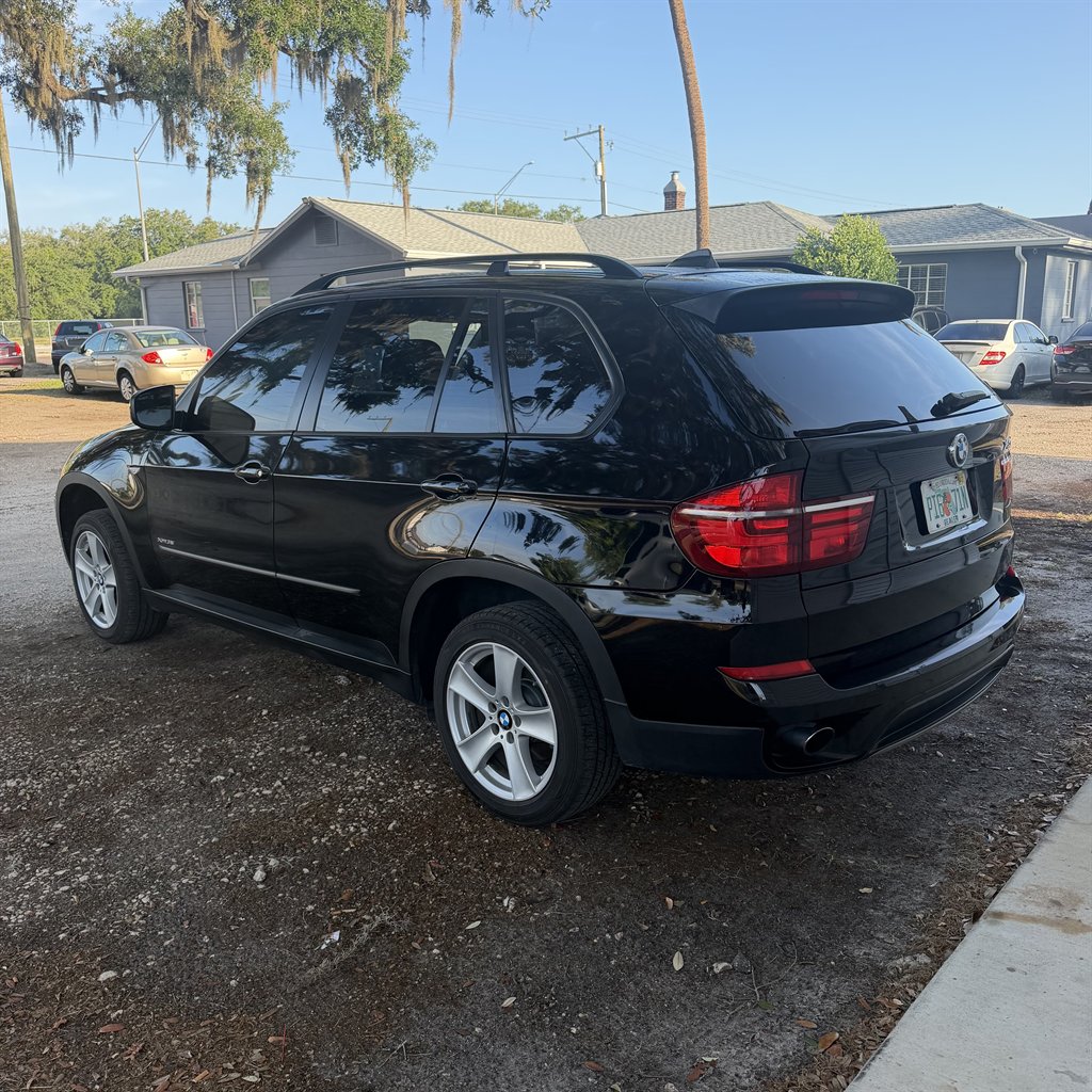 2013 BMW X5 - $7,900