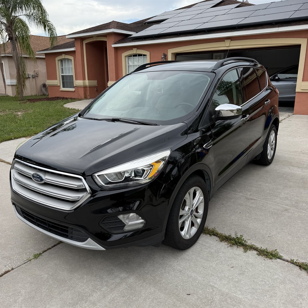 2017 Ford Escape - $6,990