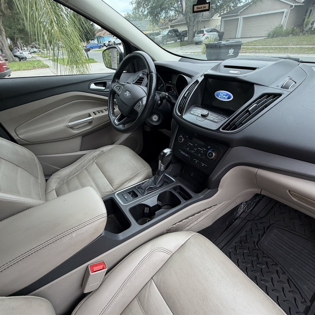 2017 Ford Escape - $6,990