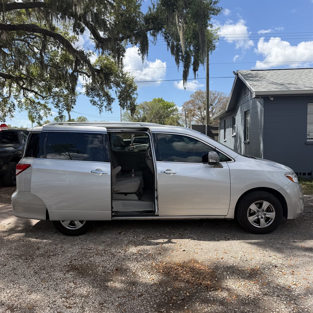 2017 Nissan Quest - $5,900